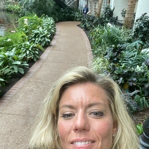 Meet your Posher, Kelli